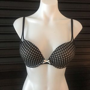 3 Beautiful detailed Victoria Secrets push-up Bras